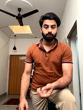 Snapshot of hottestboy03 chatting on October 30, 5:06 am hottestboy03 online show from October 30, 5:06 am