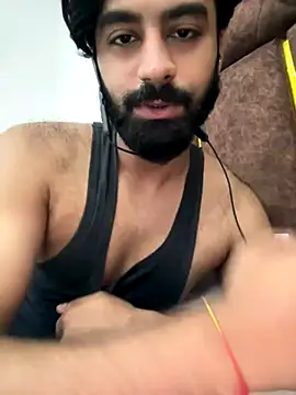 Snapshot of hottestboy03 chatting on October 2, 5:44 am hottestboy03 online show from October 2, 5:44 am