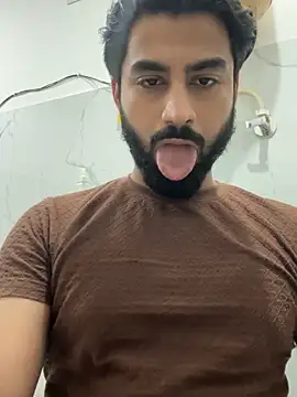 Snapshot of hottestboy03 chatting on October 13, 5:58 pm hottestboy03 online show from October 13, 5:58 pm