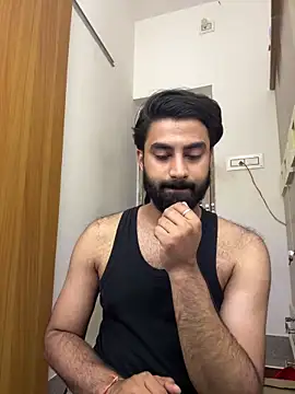 Snapshot of hottestboy03 chatting on October 25, 5:28 am hottestboy03 online show from October 25, 5:28 am