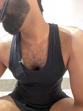 Snapshot of hottestboy03 chatting on September 21, 7:46 am hottestboy03 online show from September 21, 7:46 am