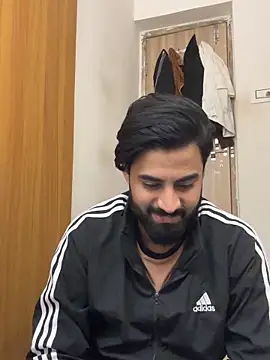 Snapshot of hottestboy03 chatting on December 2, 8:38 am hottestboy03 online show from December 2, 8:38 am