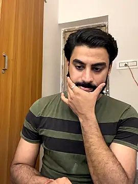 Snapshot of hottestboy03 chatting on November 1, 9:30 pm hottestboy03 online show from November 1, 9:30 pm