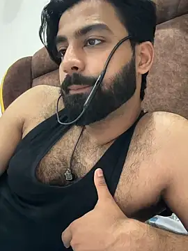 Snapshot of hottestboy03 chatting on September 24, 5:36 am hottestboy03 online show from September 24, 5:36 am