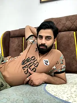 Snapshot of hottestboy03 chatting on November 30, 7:53 am hottestboy03 online show from November 30, 7:53 am