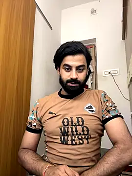 Snapshot of hottestboy03 chatting on October 26, 9:42 am hottestboy03 online show from October 26, 9:42 am