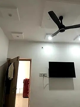 Snapshot of hottestboy03 chatting on November 14, 5:00 am hottestboy03 online show from November 14, 5:00 am