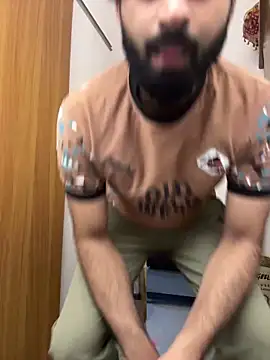 Snapshot of hottestboy03 chatting on October 8, 8:27 am hottestboy03 online show from October 8, 8:27 am