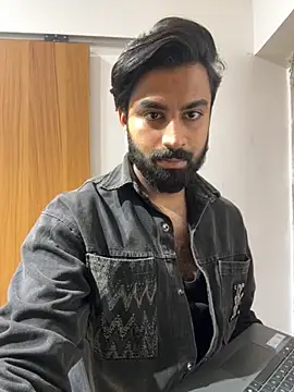 Snapshot of hottestboy03 chatting on November 27, 5:41 am hottestboy03 online show from November 27, 5:41 am