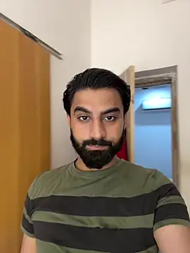 Snapshot of hottestboy03 chatting on October 31, 6:48 pm hottestboy03 online show from October 31, 6:48 pm