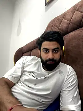 hottestboy03 online show from January 14, 6:28 am