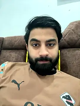 hottestboy03 online show from January 13, 5:55 am