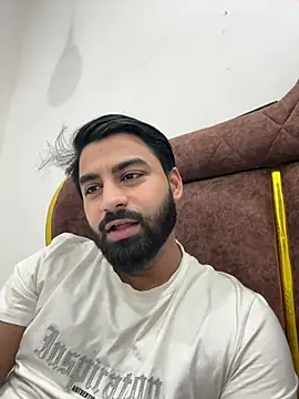 hottestboy03 online show from April 2, 7:37 am
