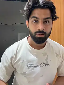 hottestboy03 online show from May 19, 7:59 am