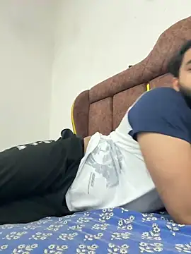hottestboy03 online show from March 20, 7:53 am