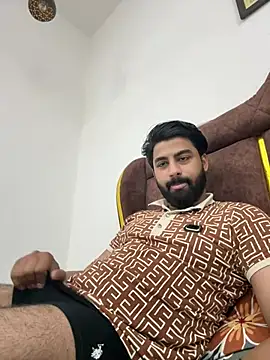 hottestboy03 online show from May 15, 6:22 am