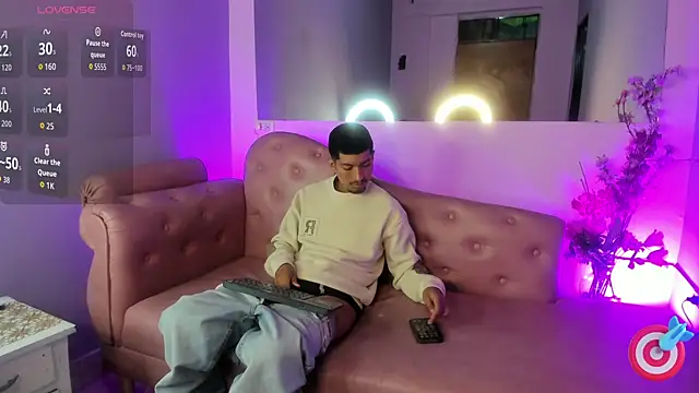 Snapshot of AxelAndJeremy chatting on September 27, 3:23 am AxelAndJeremy online show from September 27, 3:23 am