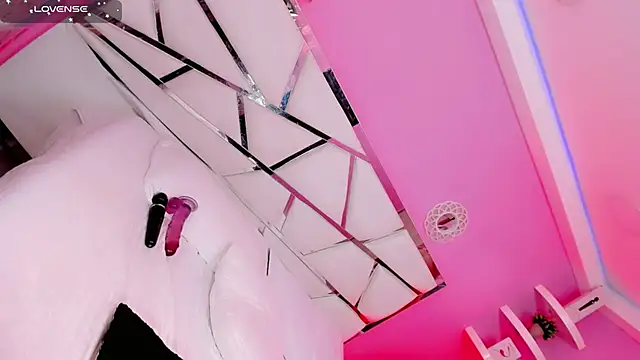 Ariia-janee online show from January 18, 6:17 am