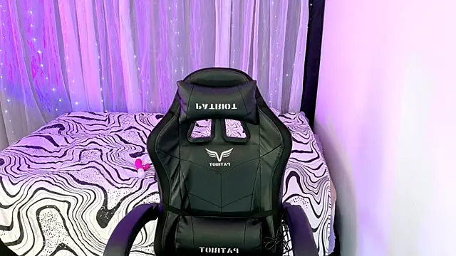 Blazing Haze online show from January 14, 9:29 pm