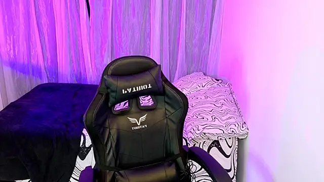 Blazing Haze online show from January 13, 9:30 pm