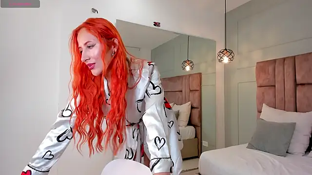 saray marquez online show from December 4, 11:53 am