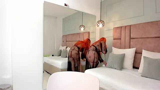 saray marquez online show from October 17, 11:34 am