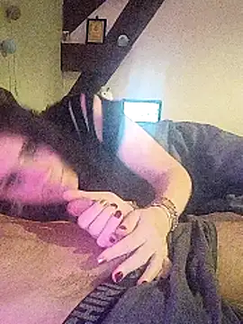 Sosso19squirt online show from May 8, 10:57 pm