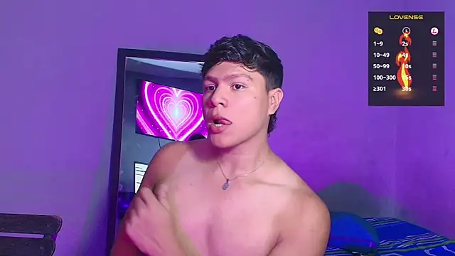 Alejandro Vt online show from January 9, 3:46 am