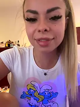 Snapshot of SerraVondeee chatting on October 5, 2:19 pm SerraVondeee online show from October 5, 2:19 pm