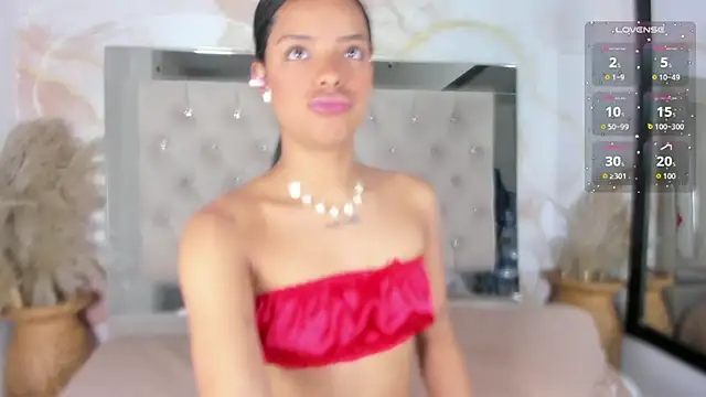 Luna Tylor online show from September 23, 3:46 am