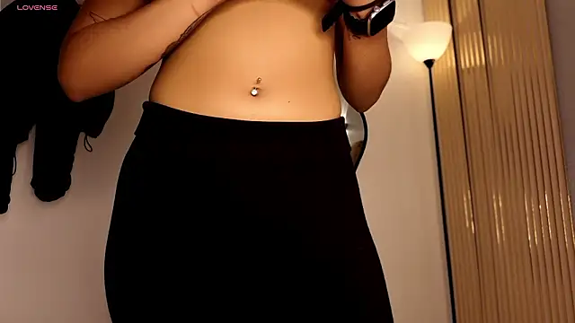 Miagomezx online show from March 14, 1:39 pm