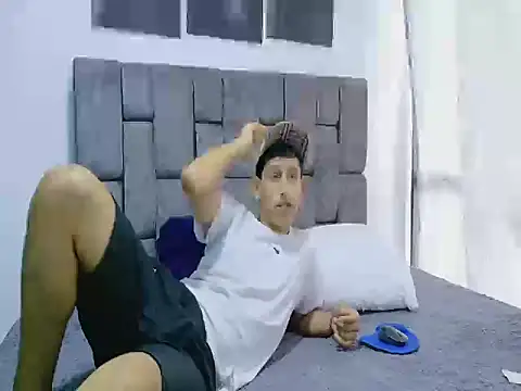 Snapshot of Felipe_Gonzales chatting on September 24, 7:09 pm Felipe Gonzales online show from September 24, 7:09 pm