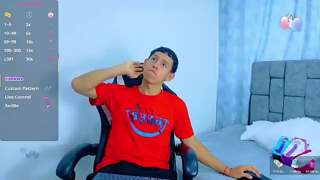 Snapshot of Felipe_Gonzales chatting on October 23, 1:21 pm Felipe Gonzales online show from October 23, 1:21 pm