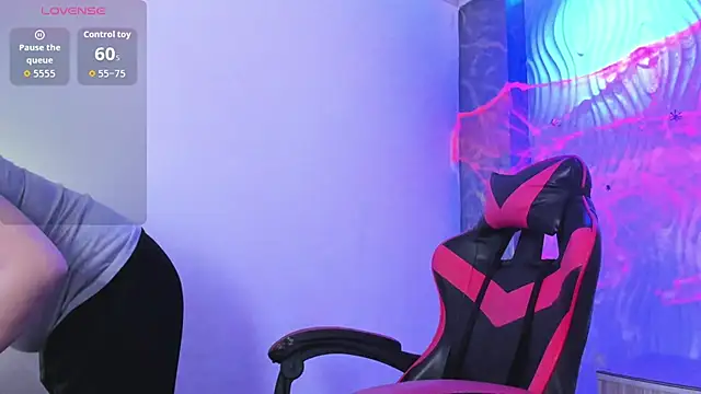 Snapshot of greiccy_20 chatting on October 28, 4:24 am greiccy 20 online show from October 28, 4:24 am