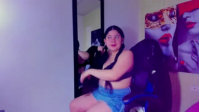 Snapshot of greiccy_20 chatting on November 15, 4:27 am greiccy 20 online show from November 15, 4:27 am