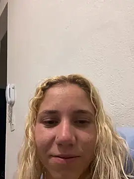 Bruna551 online show from December 14, 11:32 pm