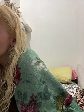 Bruna551 online show from March 13, 4:28 am