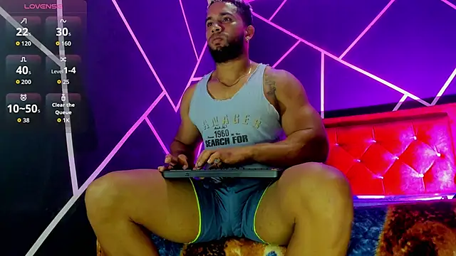 Massimo Cruz online show from December 15, 2:12 pm