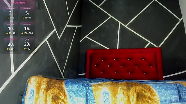 Massimo Cruz online show from March 8, 12:05 am