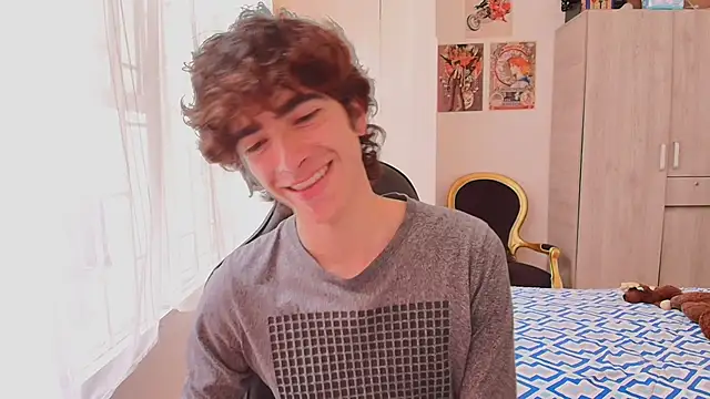 Snapshot of Nude_Boy18 chatting on October 27, 3:13 pm Nude Boy18 online show from October 27, 3:13 pm