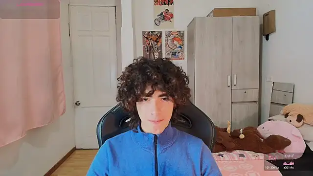 Nude Boy18 online show from March 9, 12:58 am