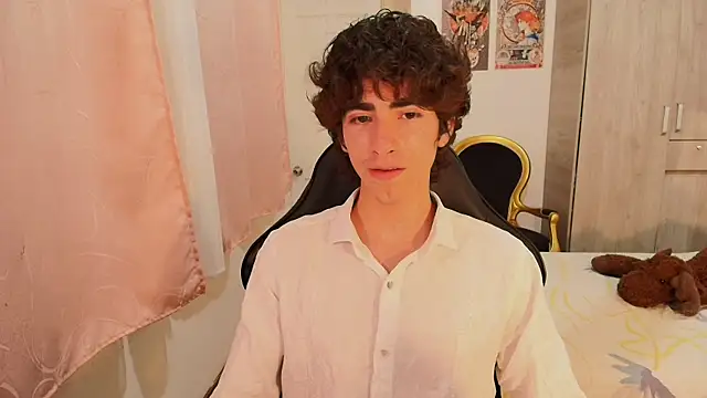 Snapshot of Nude_Boy18 chatting on October 22, 11:47 pm Nude Boy18 online show from October 22, 11:47 pm