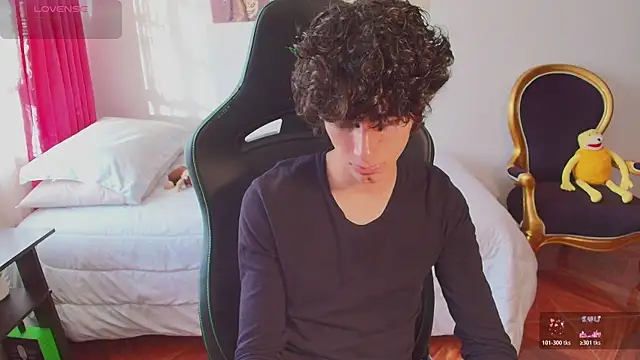 Snapshot of Nude_Boy18 chatting on July 14, 10:38 pm Nude Boy18 online show from July 14, 10:38 pm