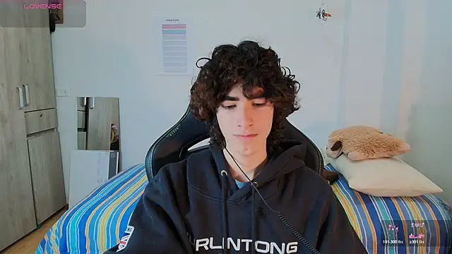 Nude Boy18 online show from February 23, 1:51 am