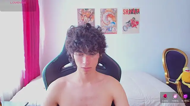 Snapshot of Nude_Boy18 chatting on July 1, 8:31 pm Nude Boy18 online show from July 1, 8:31 pm