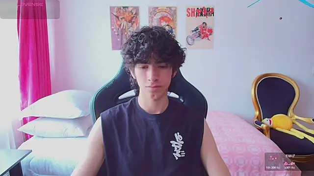 Snapshot of Nude_Boy18 chatting on July 17, 6:49 pm Nude Boy18 online show from July 17, 6:49 pm