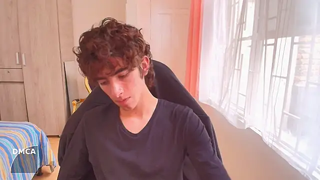 Nude Boy18 online show from September 24, 7:31 pm