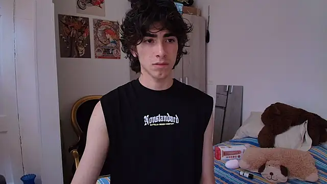 Snapshot of Nude_Boy18 chatting on November 3, 9:51 pm Nude Boy18 online show from November 3, 9:51 pm