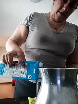 Aisha manzur online show from February 6, 10:06 pm