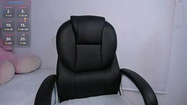 momo ayasse online show from March 13, 3:33 am